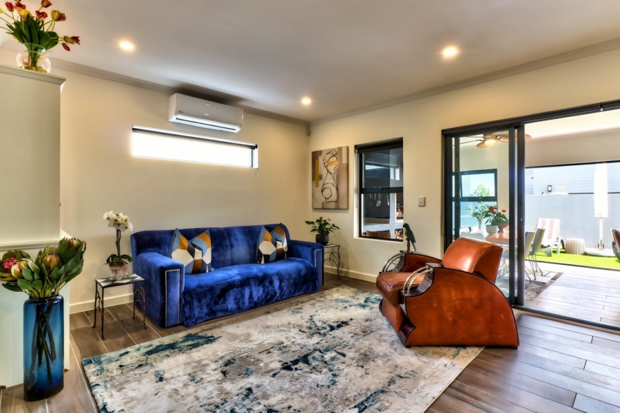 To Let 3 Bedroom Property for Rent in Sandown Western Cape
